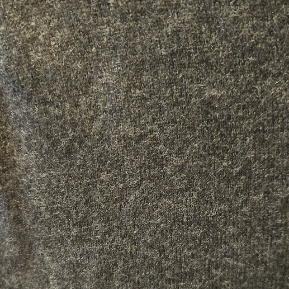 Banana Republic Dark Gray Merino Wool V-Neck Sweater - Picture 4 of 4